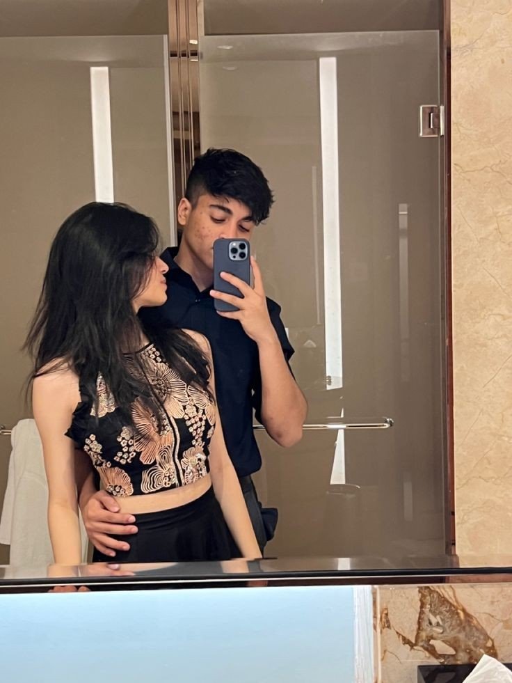 Couple DP For Instagram
